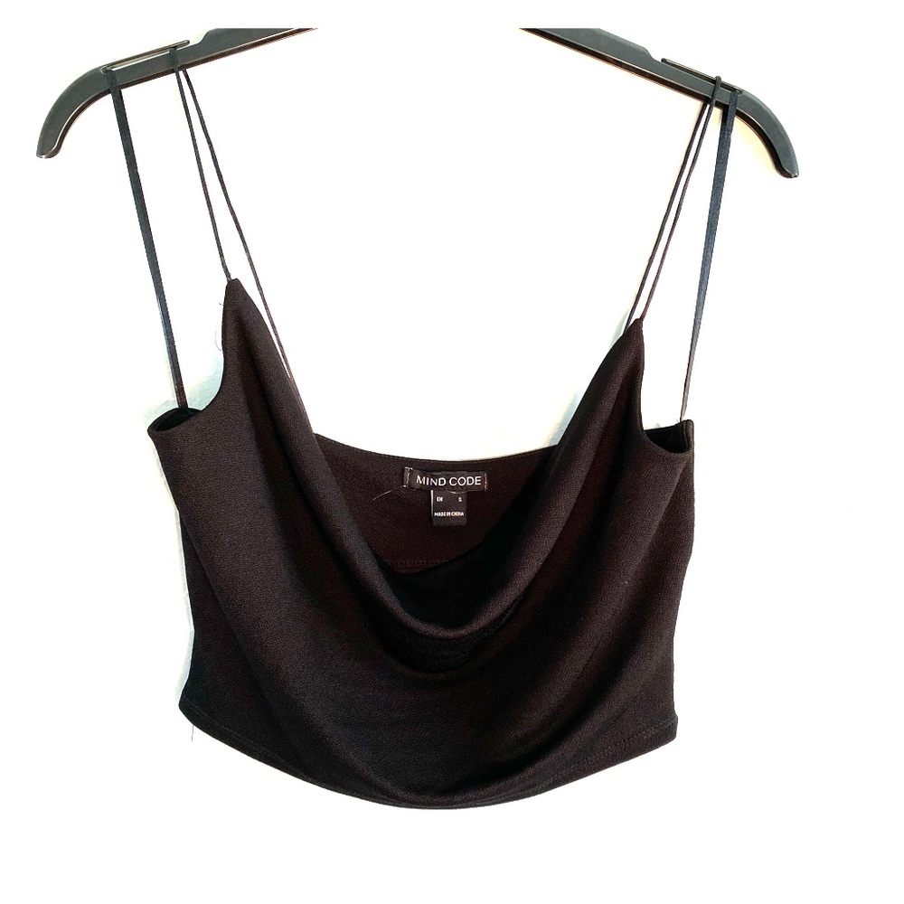 NWOT Black crop top